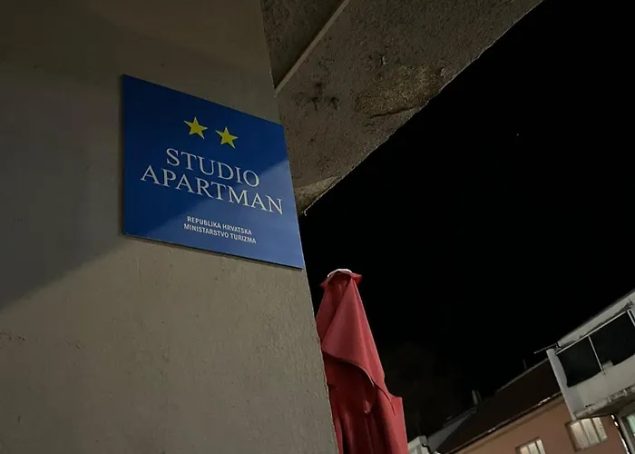Studio Apartman Lilijana
